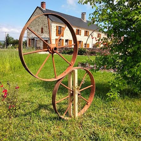 Malleret-Boussac La Brousse Kacha Bed & Breakfast エクステリア 写真